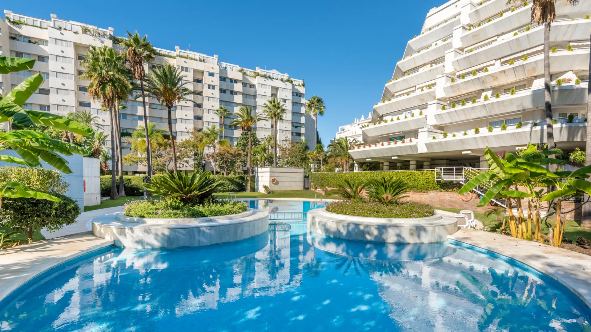 For sale Cipreses del Mar 4 bedrooms apartment