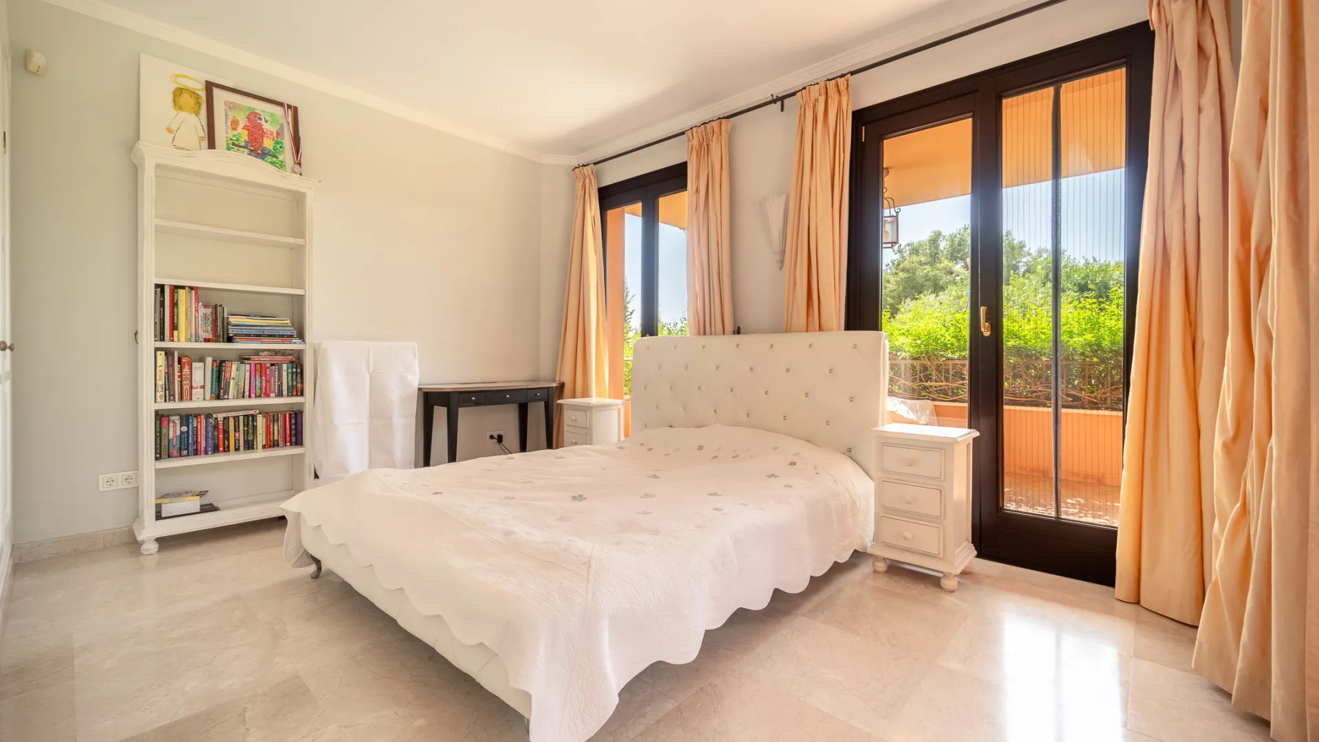 Sierra Blanca, villa en venta