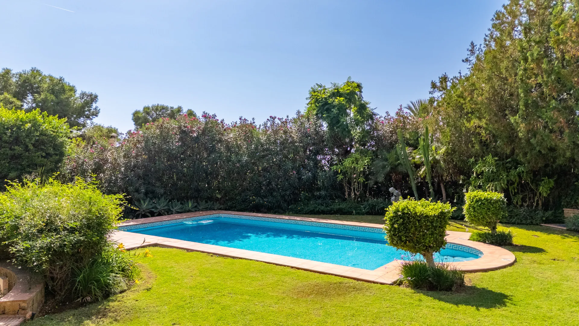 Sierra Blanca, villa en venta