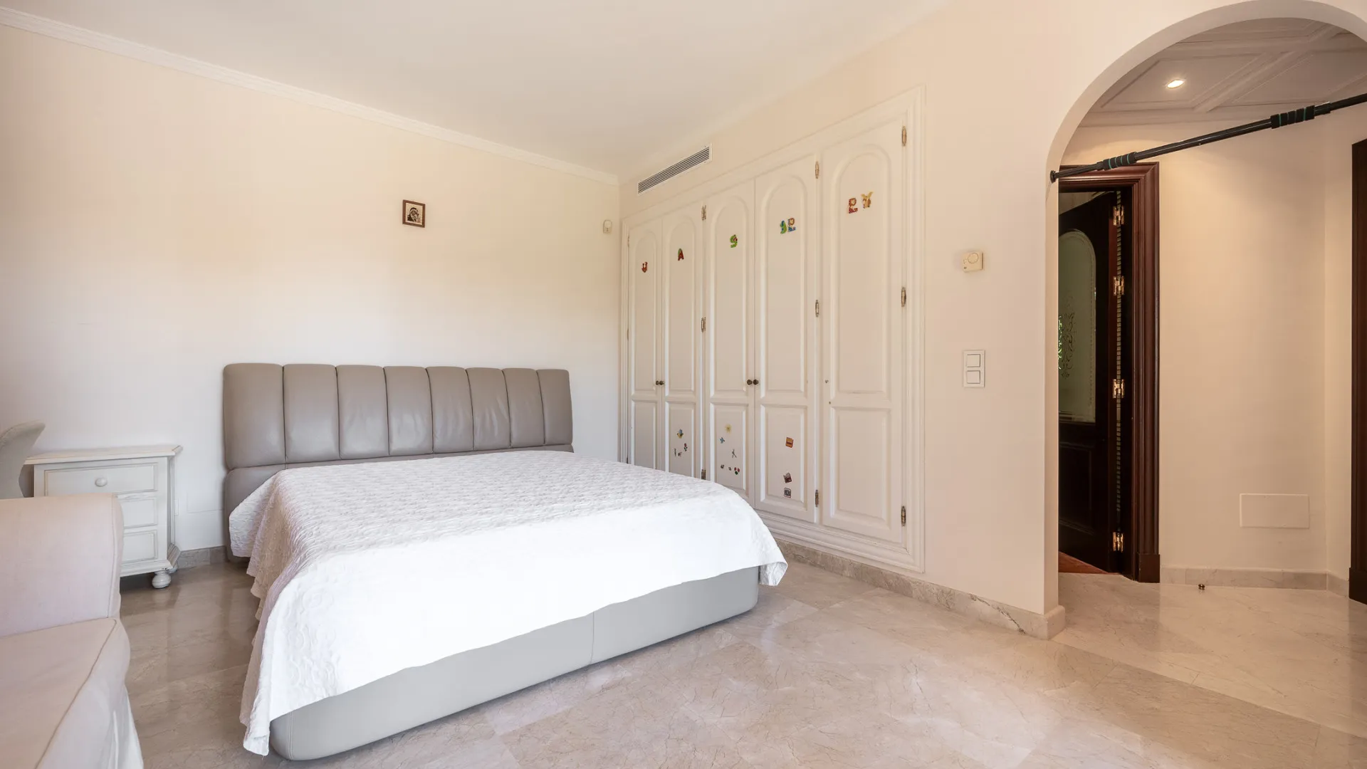 Sierra Blanca, villa en venta
