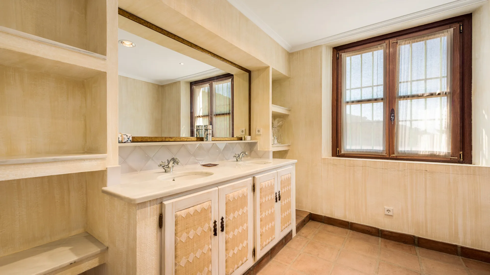 El Velerin villa for sale