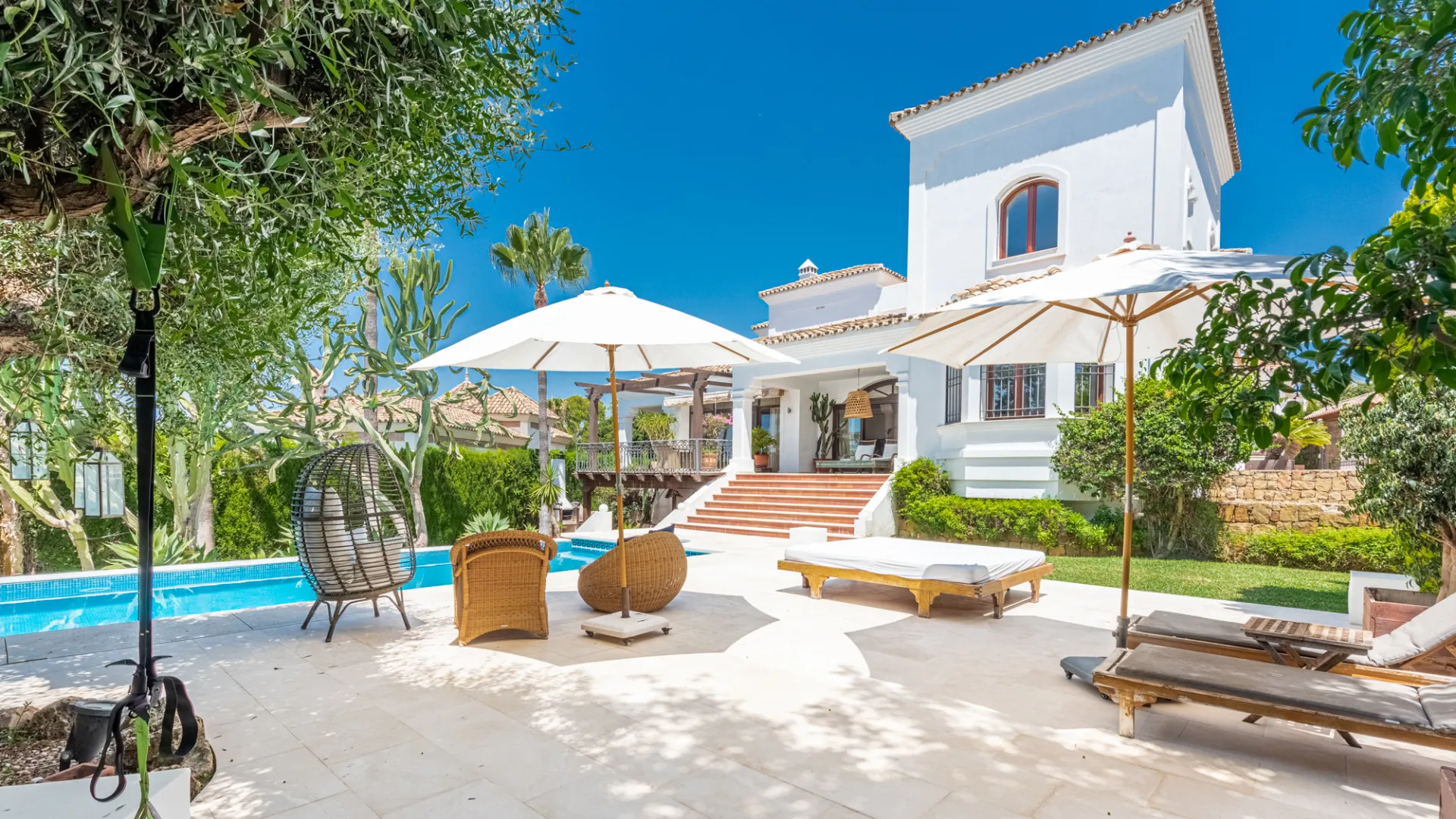 Villa en venta en Nueva Andalucia