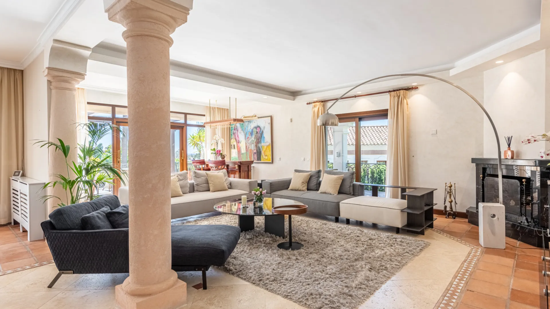 Villa en venta en Nueva Andalucia