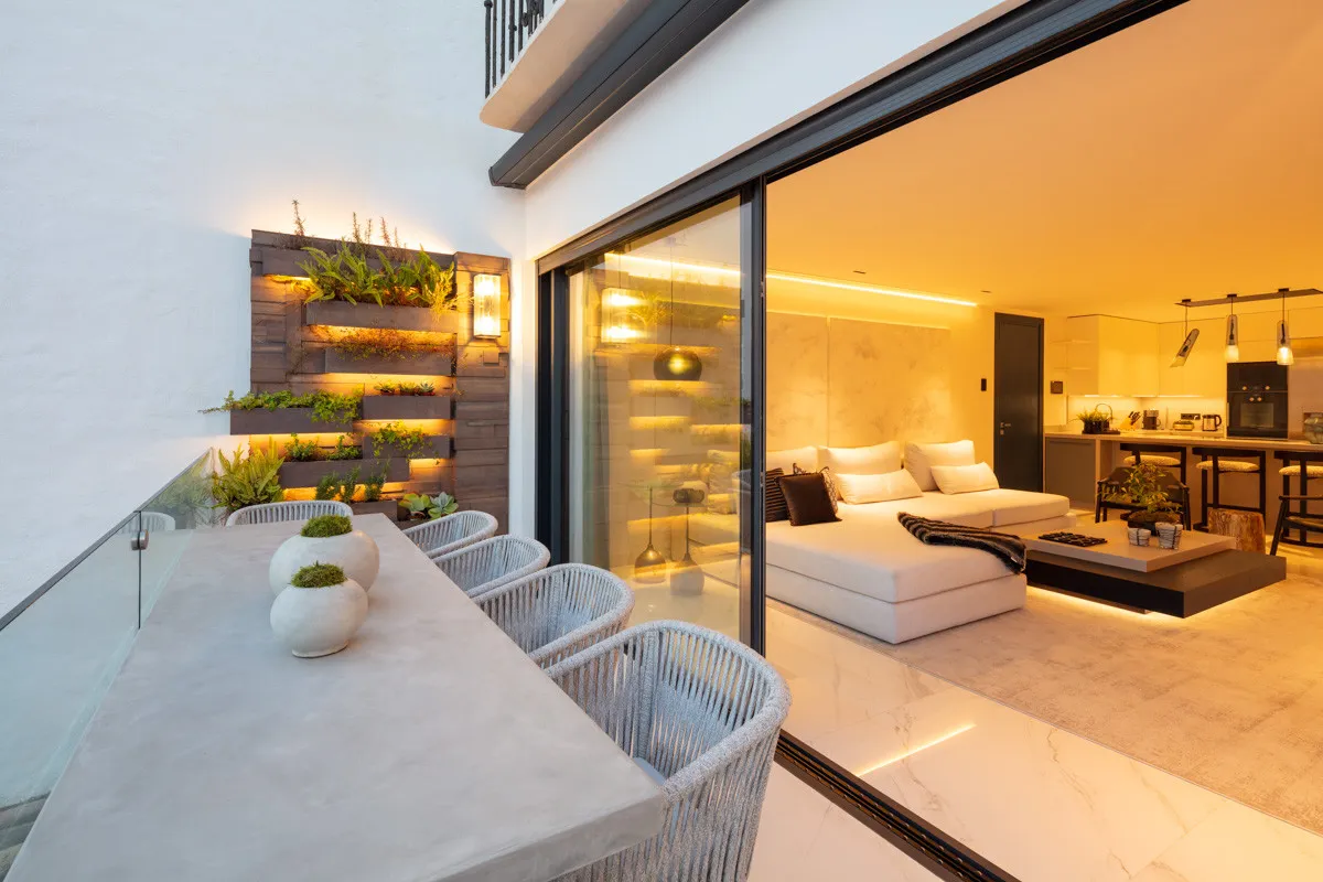 Se vende apartamento con 3 dormitorios en Marbella - Puerto Banus