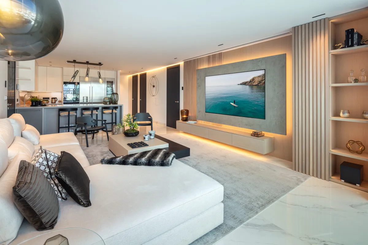 Se vende apartamento con 3 dormitorios en Marbella - Puerto Banus