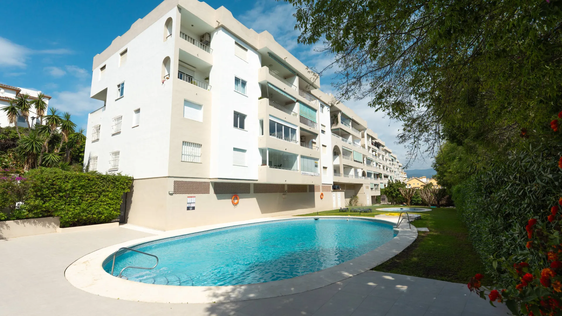 Nueva Andalucia, apartamento en venta con 4 dormitorios