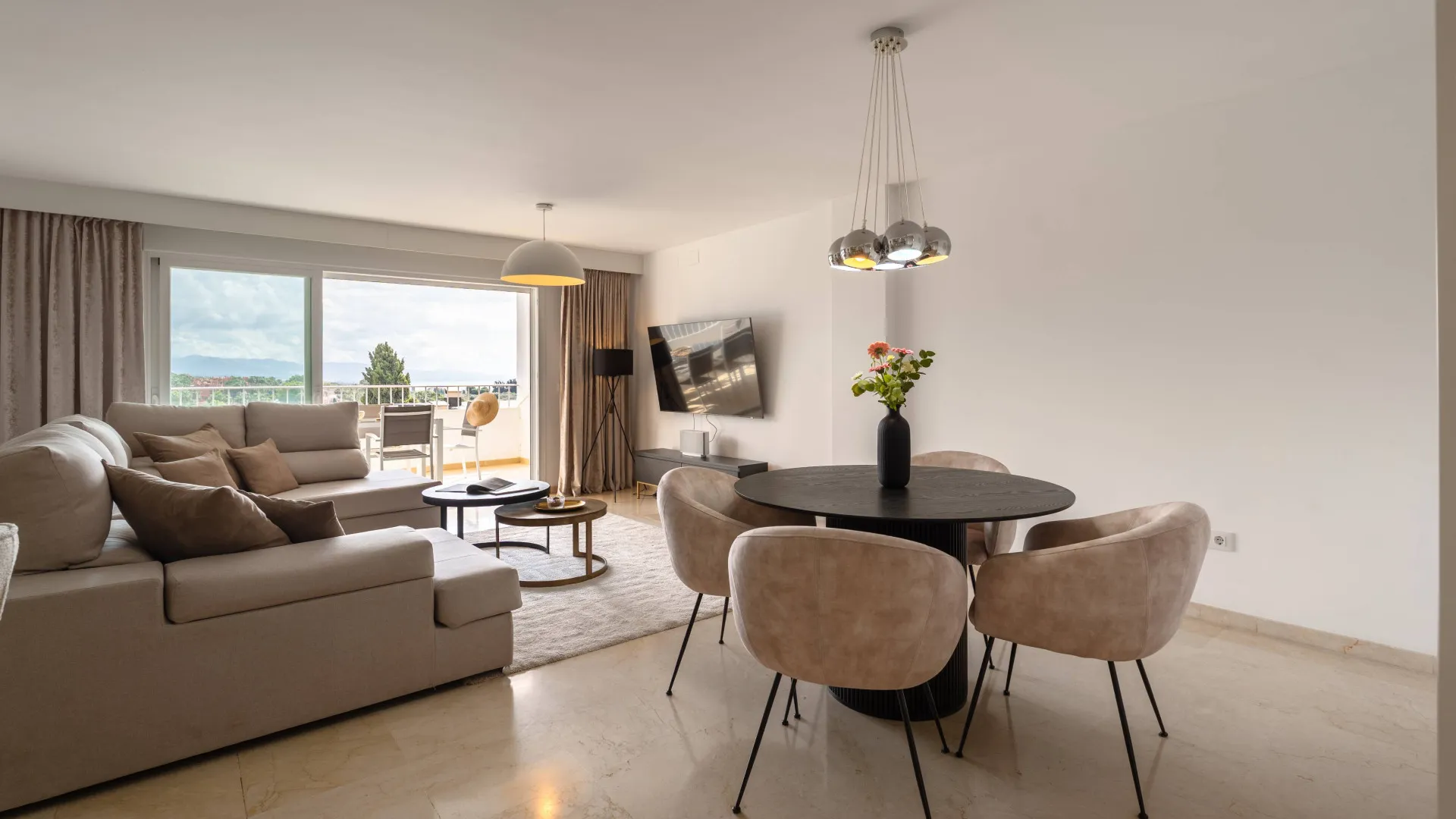 Nueva Andalucia, apartamento en venta con 4 dormitorios