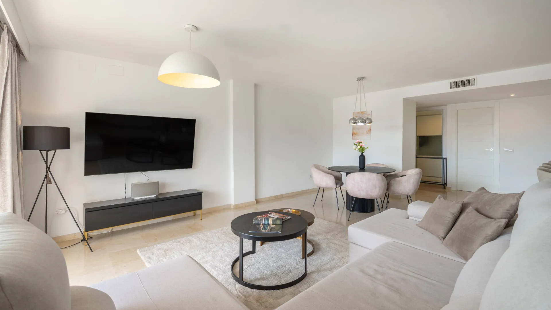Nueva Andalucia, apartamento en venta con 4 dormitorios