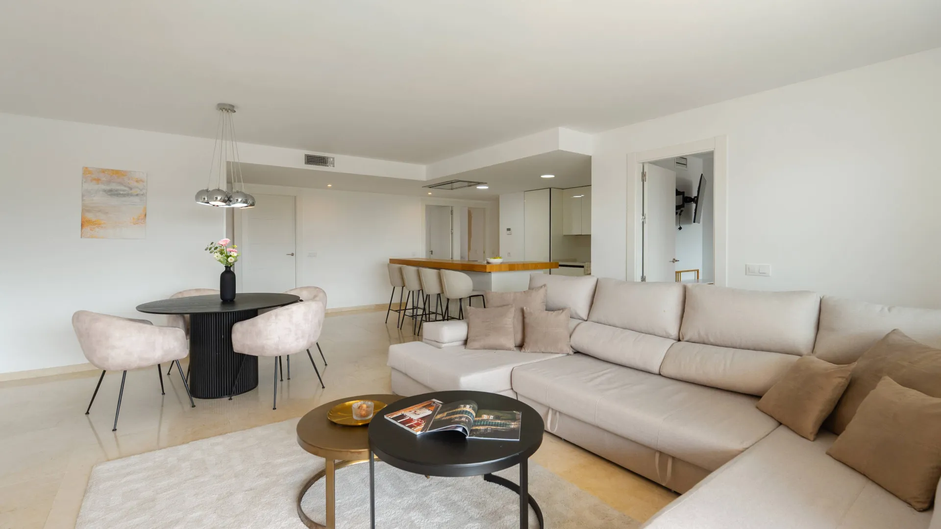 Nueva Andalucia, apartamento en venta con 4 dormitorios