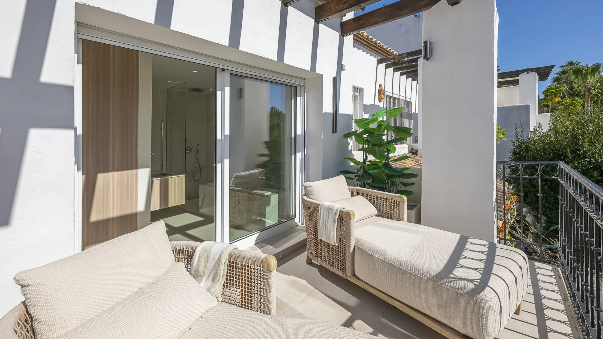 5 bedrooms town house for sale in Altos de Salamanca