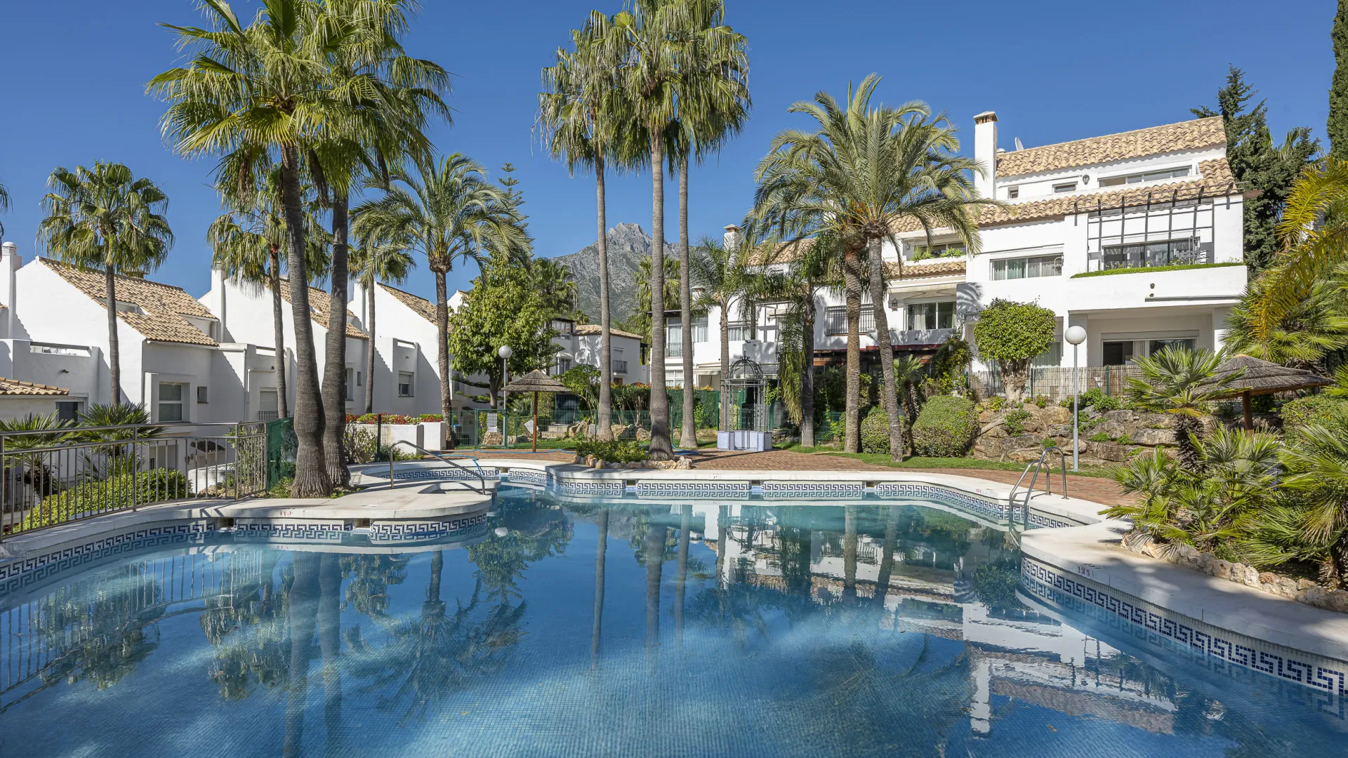 5 bedrooms town house for sale in Altos de Salamanca