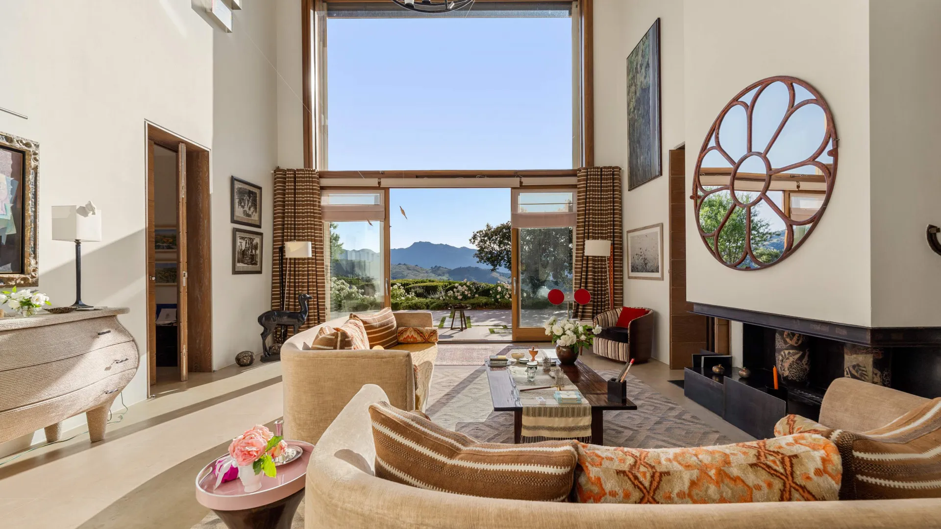 Villa for sale in Ronda with 4 bedrooms