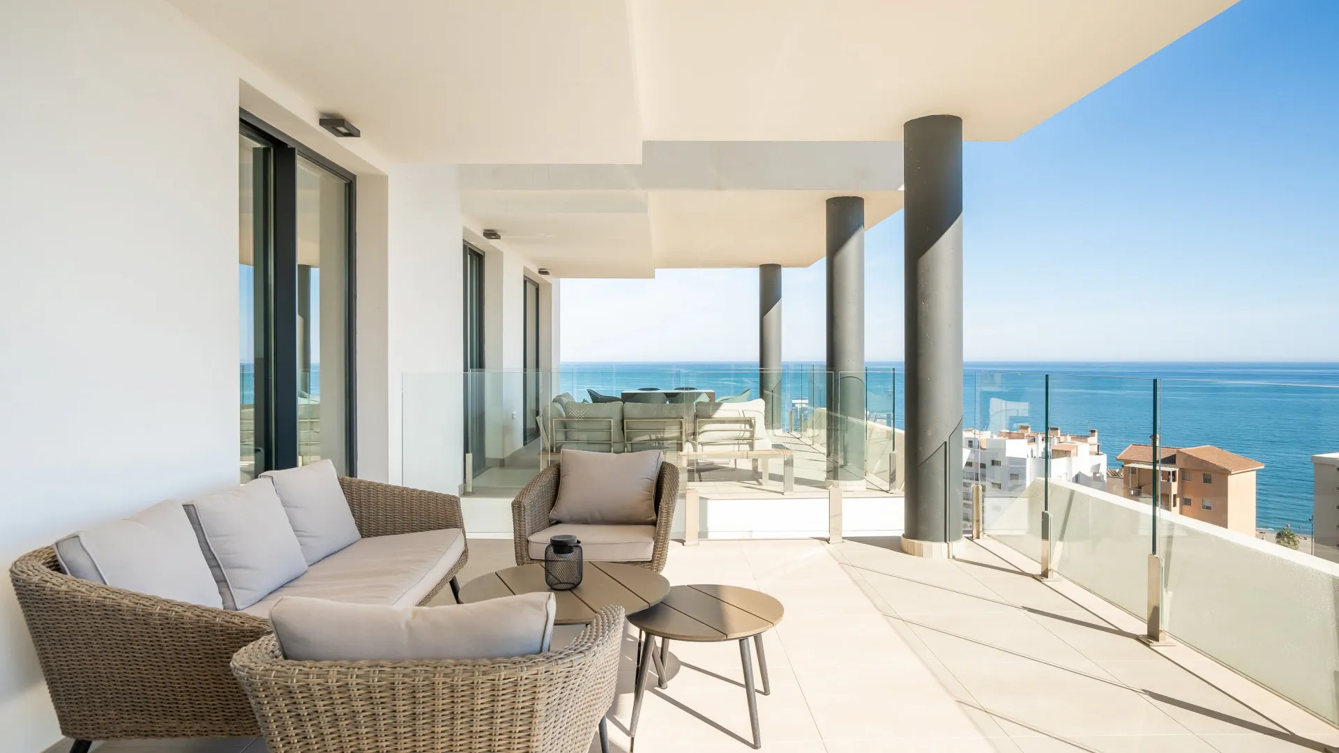 2 bedrooms apartment in Fuengirola for sale