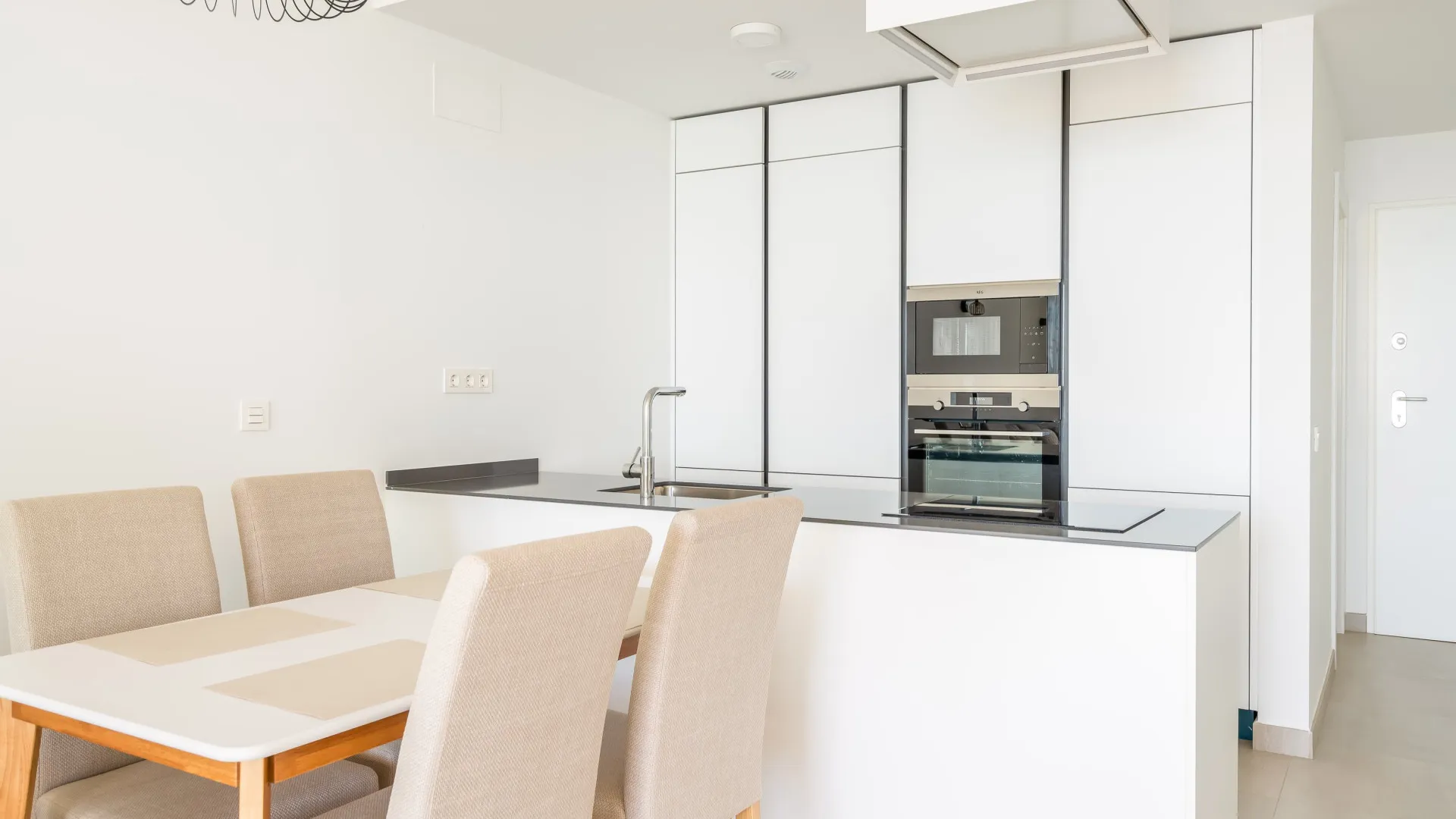 2 bedrooms apartment in Fuengirola for sale