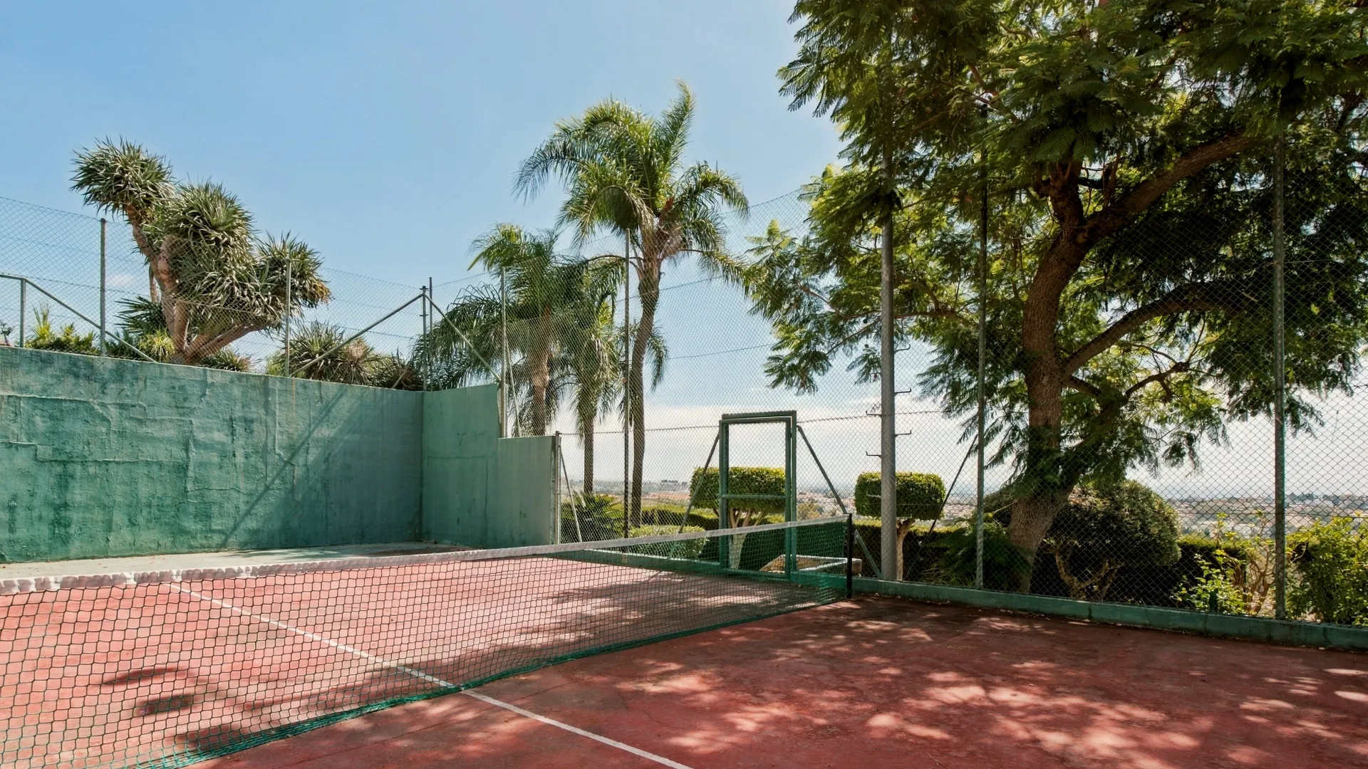 Villa for sale in Puerto del Capitan