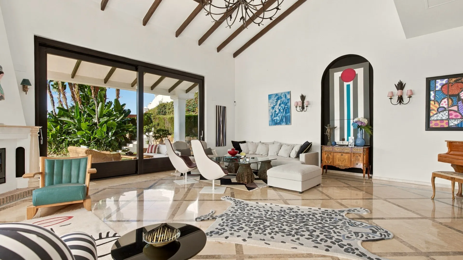 Villa for sale in Puerto del Capitan