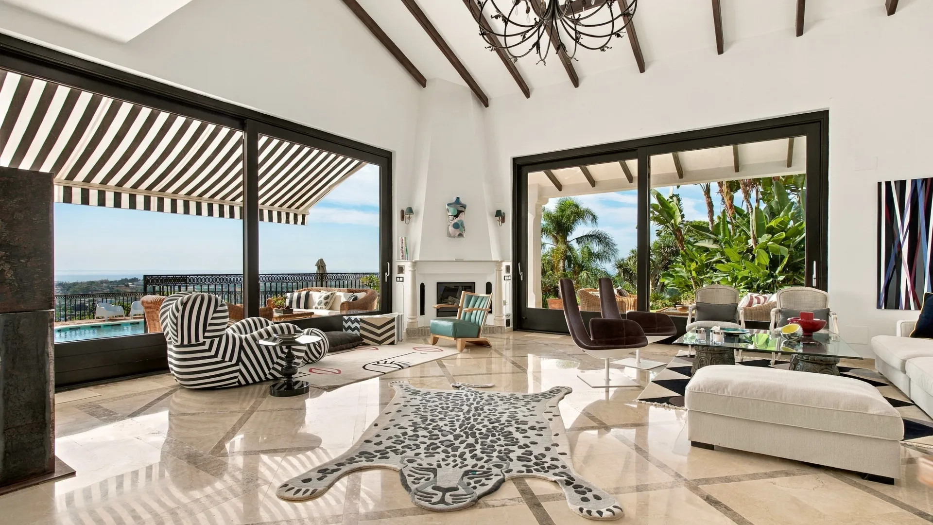 Villa for sale in Puerto del Capitan