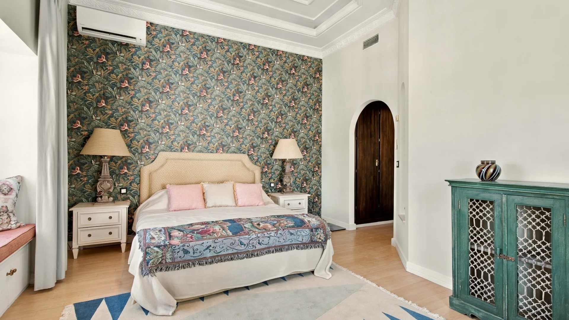 Villa for sale in Puerto del Capitan