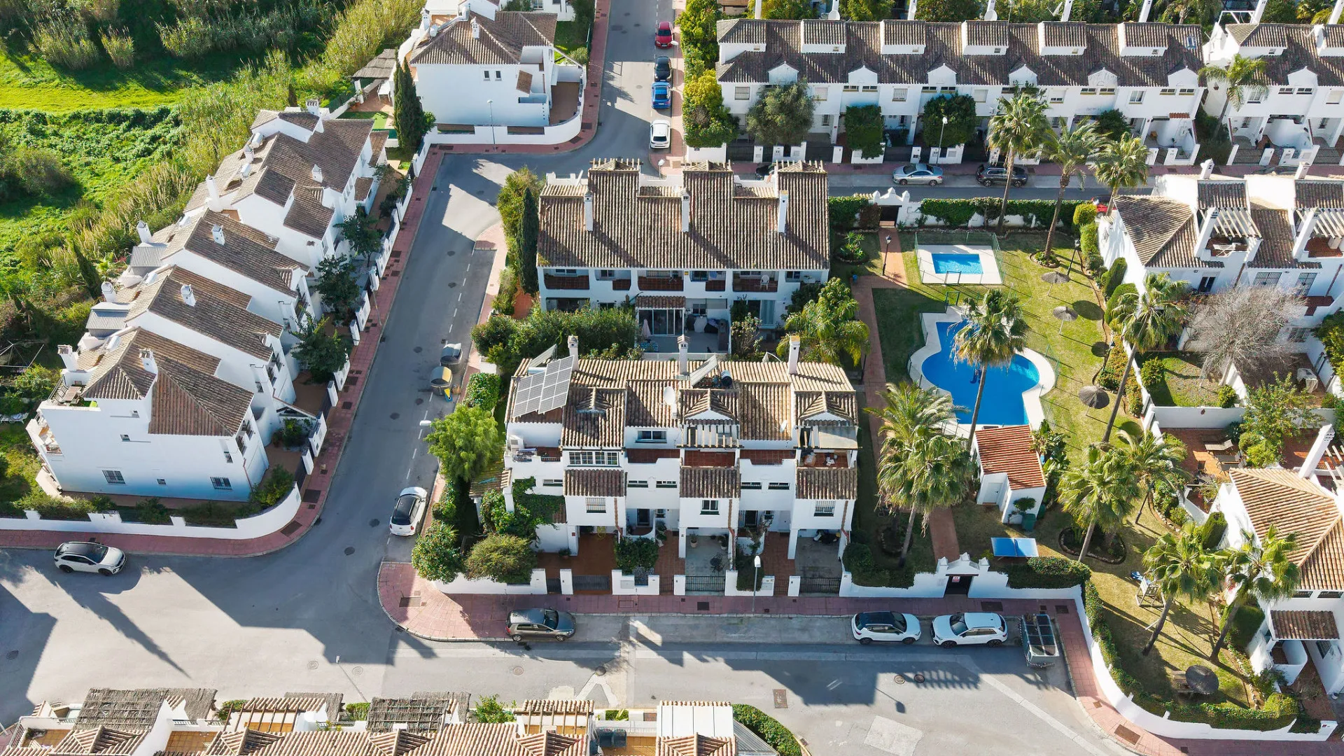 Los Naranjos de Marbella 4 bedrooms town house for sale