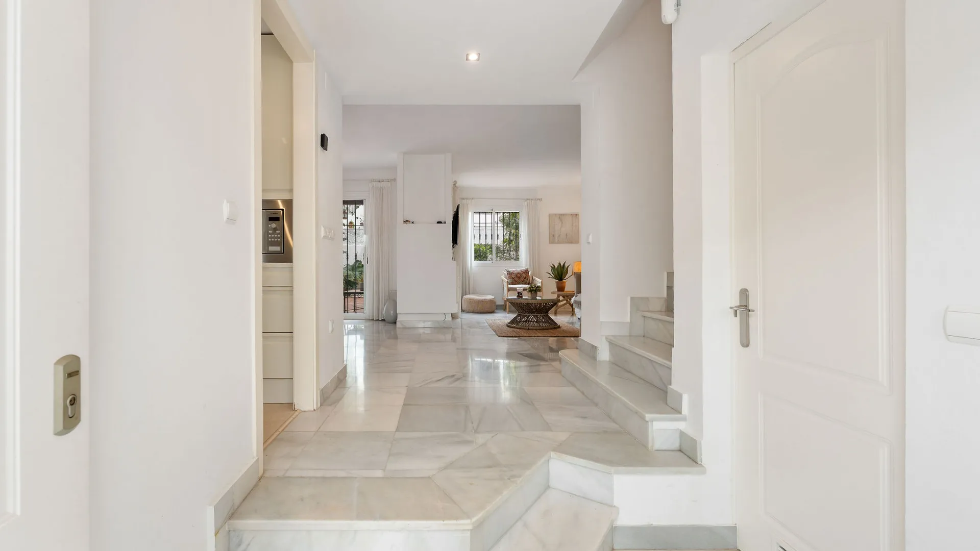 Los Naranjos de Marbella 4 bedrooms town house for sale