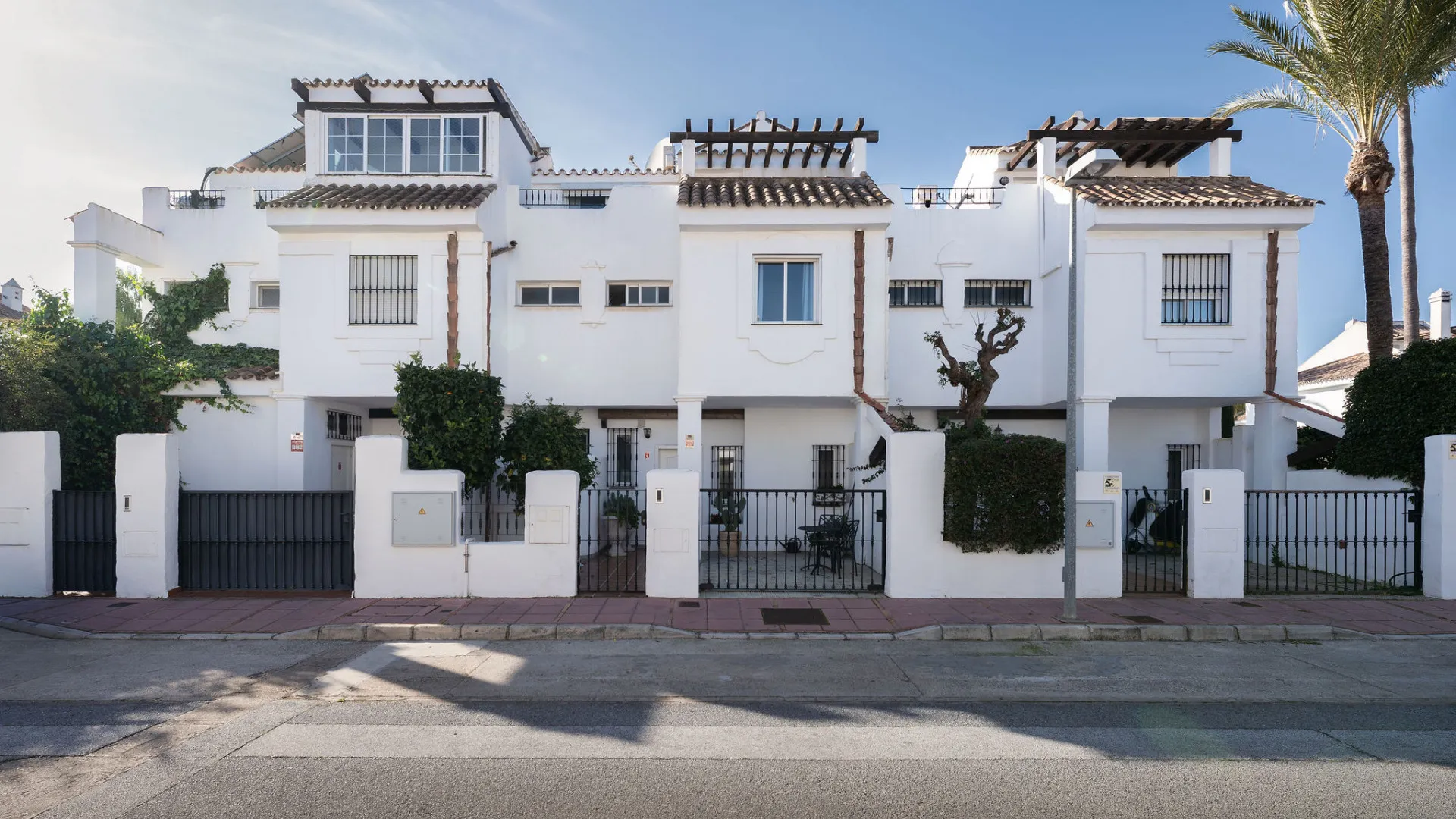 Los Naranjos de Marbella 4 bedrooms town house for sale