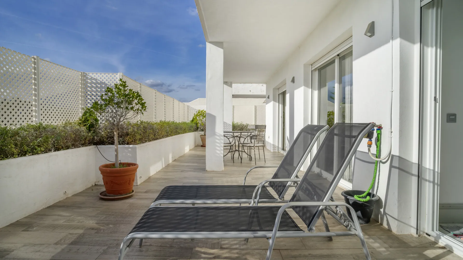 For sale Jardines de Andalucia ground floor apartment with 2 bedrooms