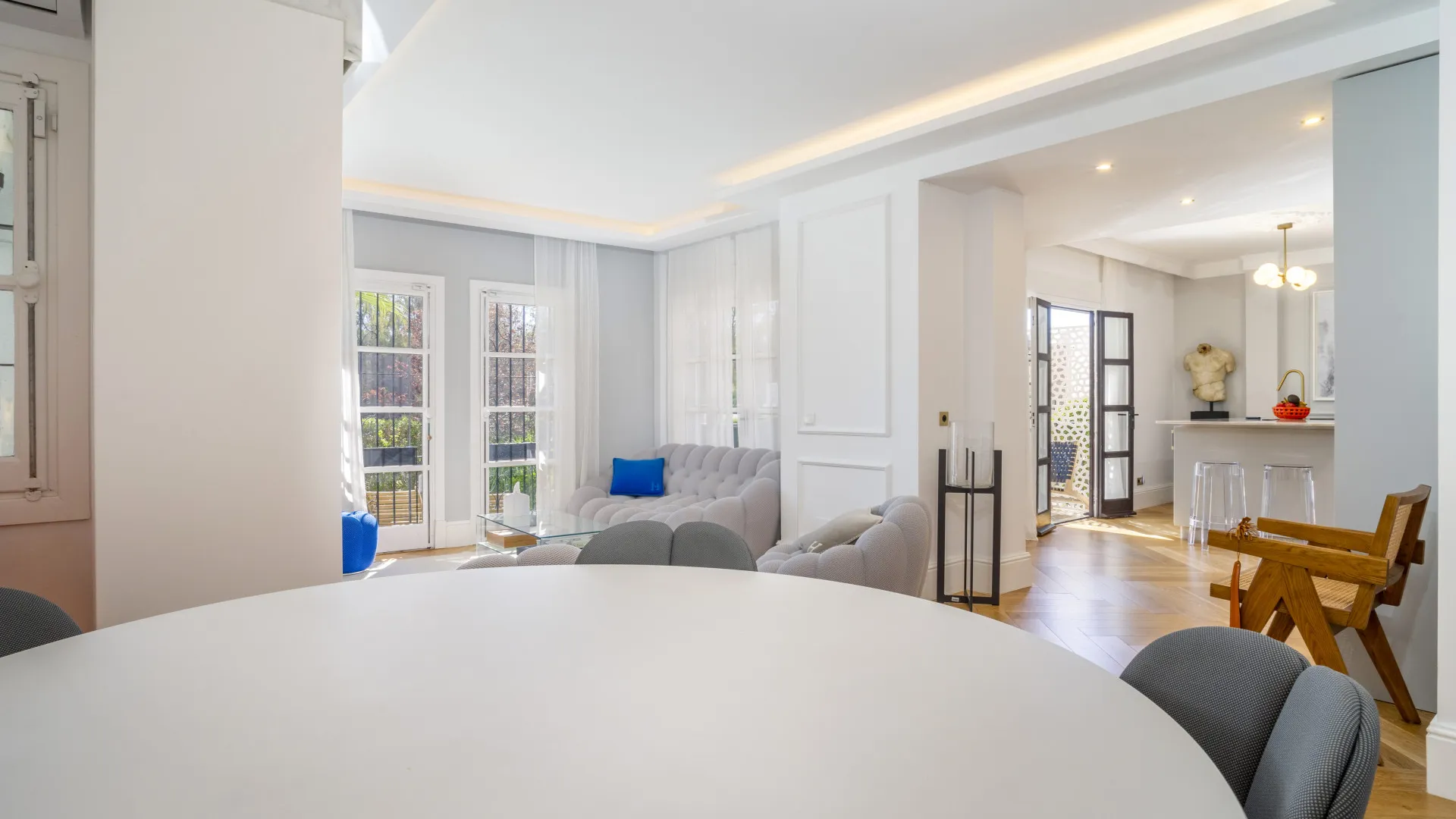 Buy 3 bedrooms ground floor apartment in Las Cascadas