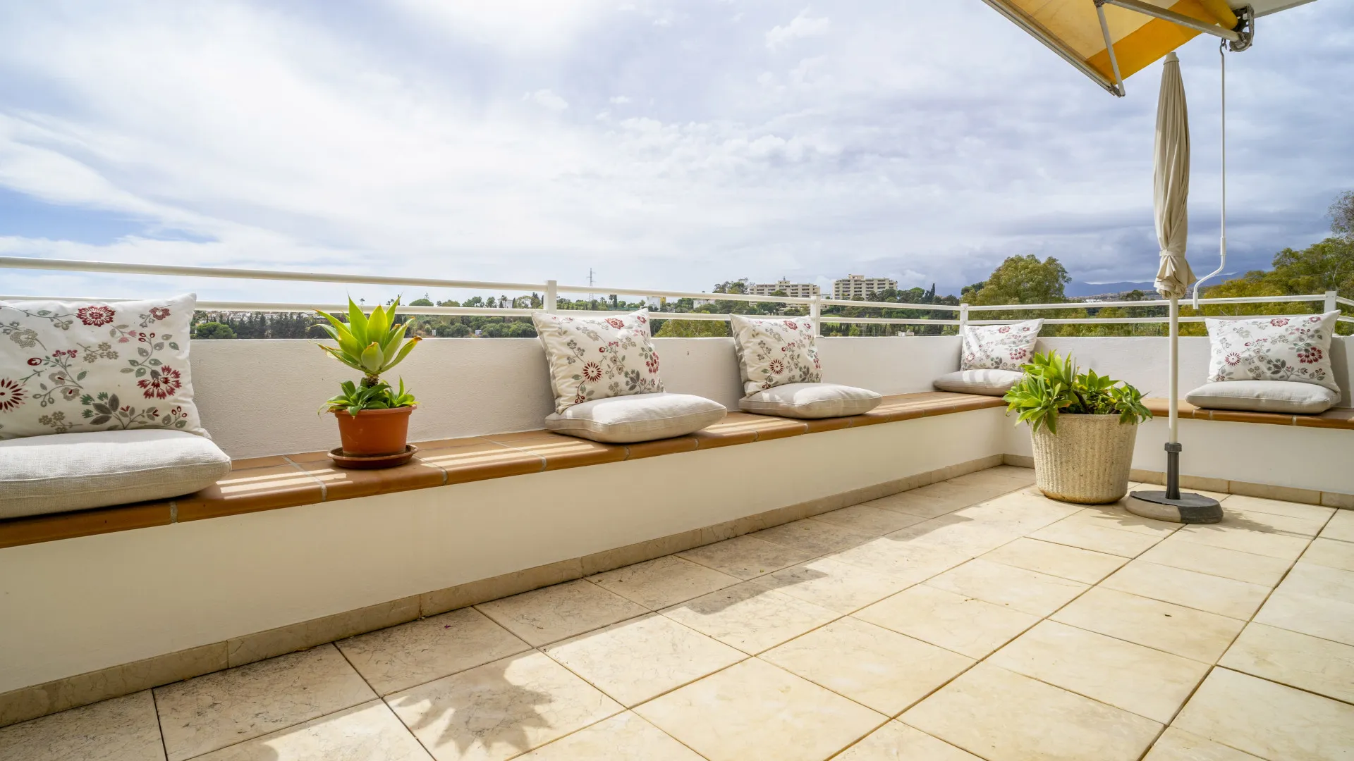 2 bedrooms apartment in Guadalmina Alta for sale