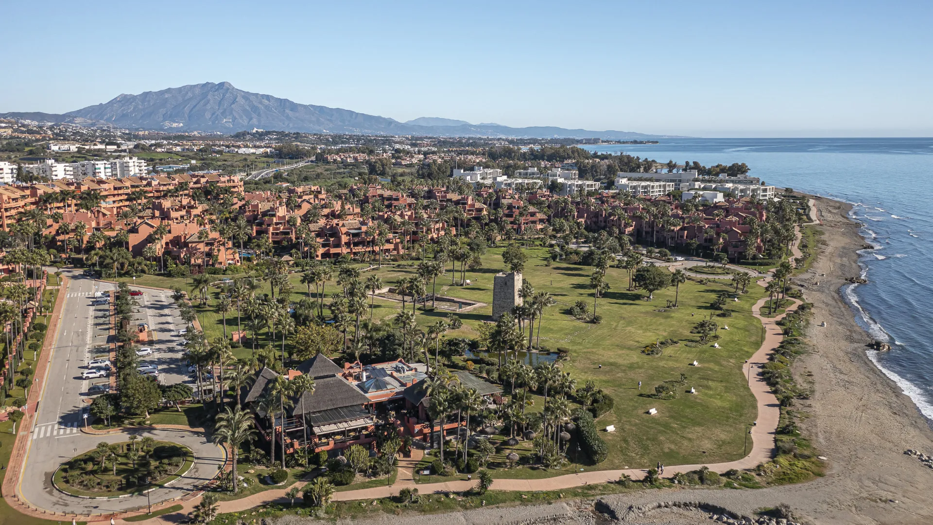 Apartamento planta baja en venta en Menara Beach