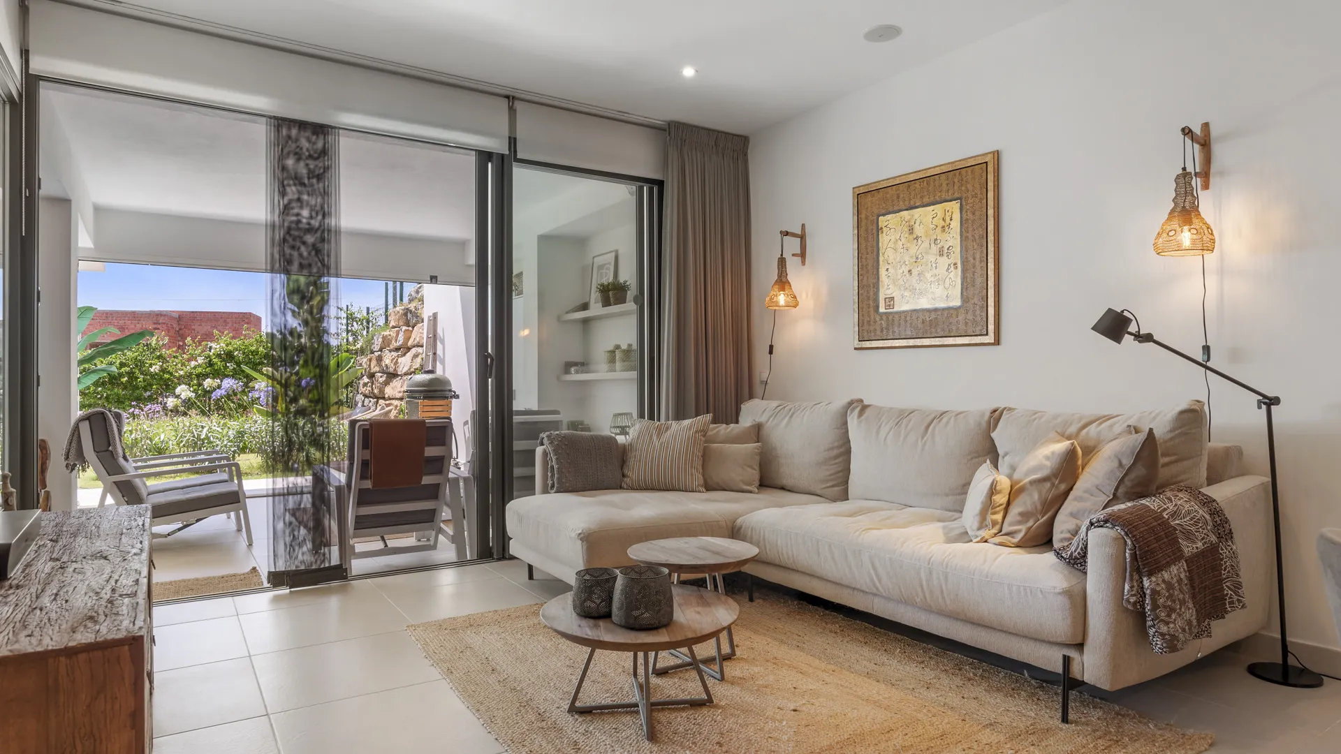 For sale ground floor apartment in Estepona Golf