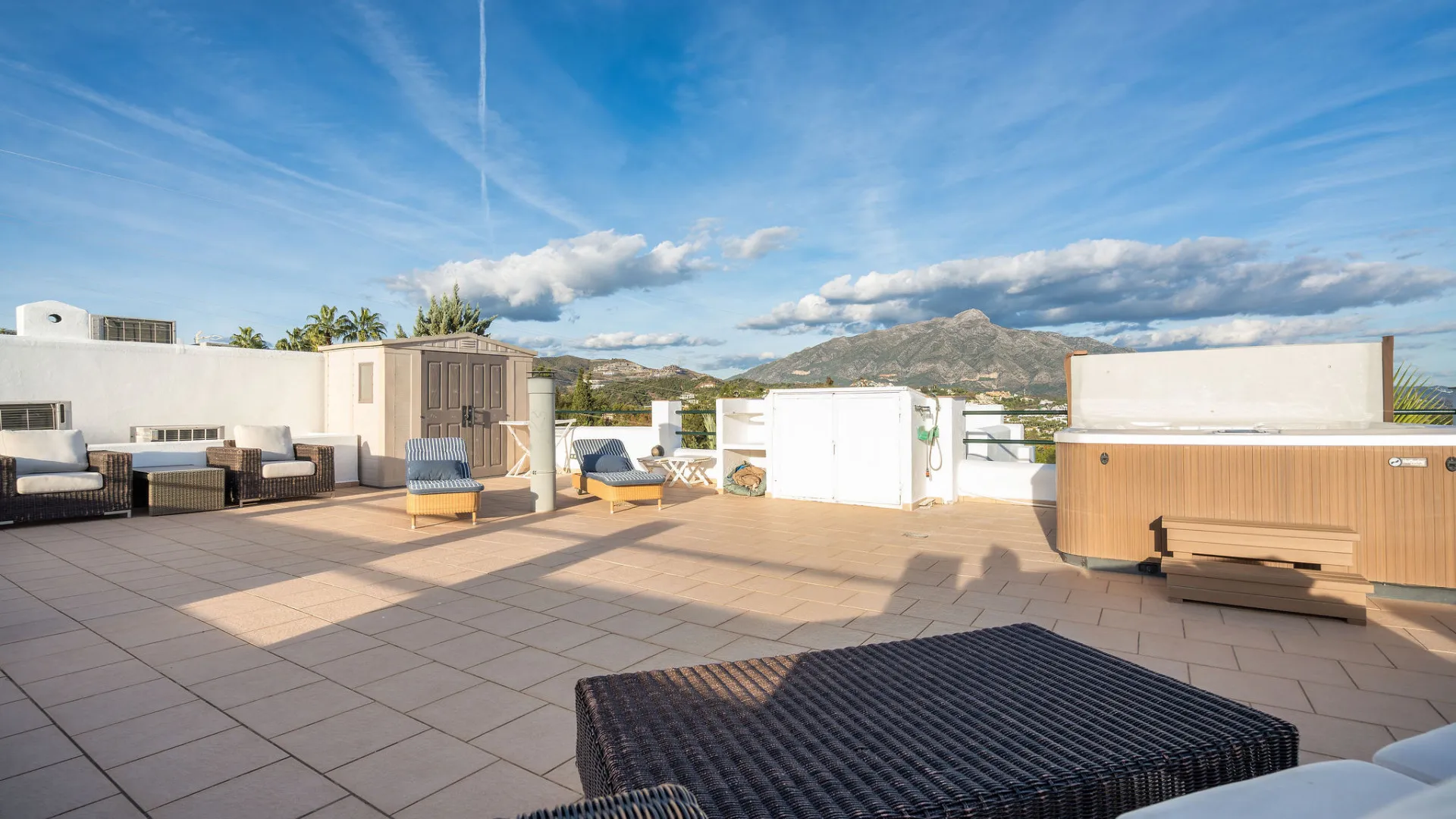 La Quinta, atico duplex con 3 dormitorios en venta