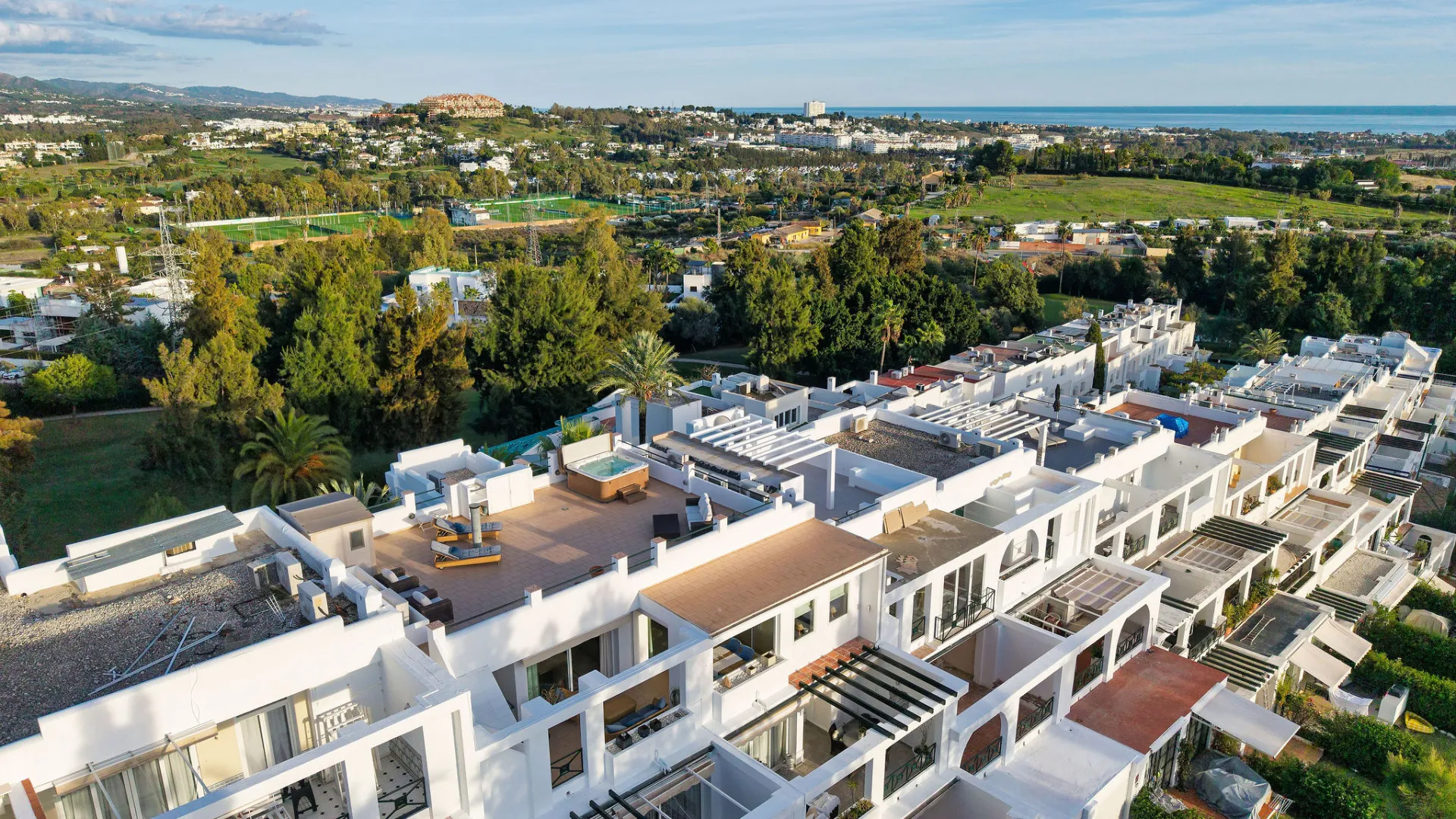 La Quinta, atico duplex con 3 dormitorios en venta
