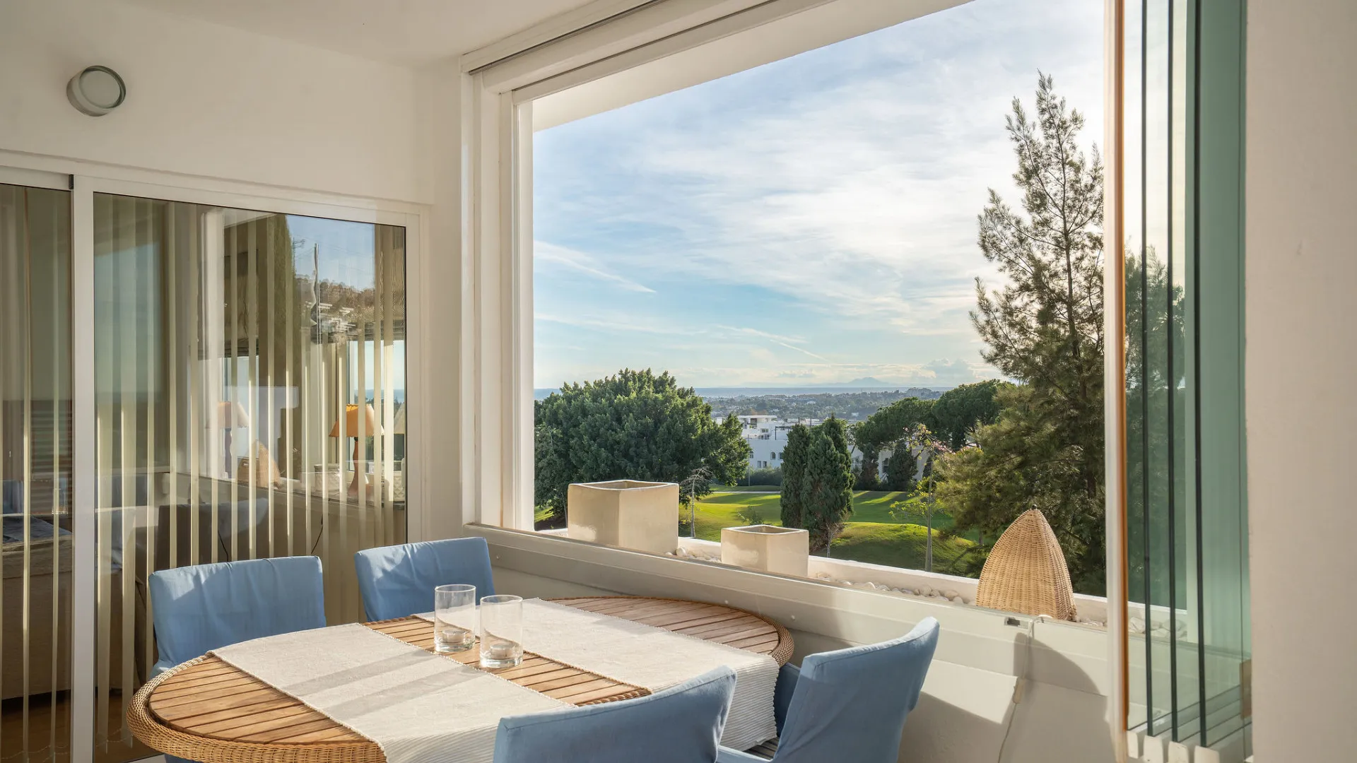 La Quinta, atico duplex con 3 dormitorios en venta