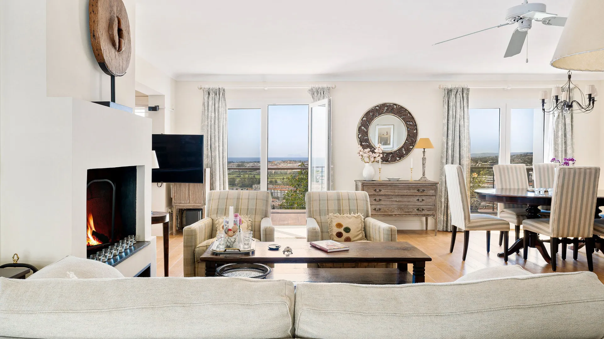 Villa a la venta con 4 dormitorios en Nueva Andalucia