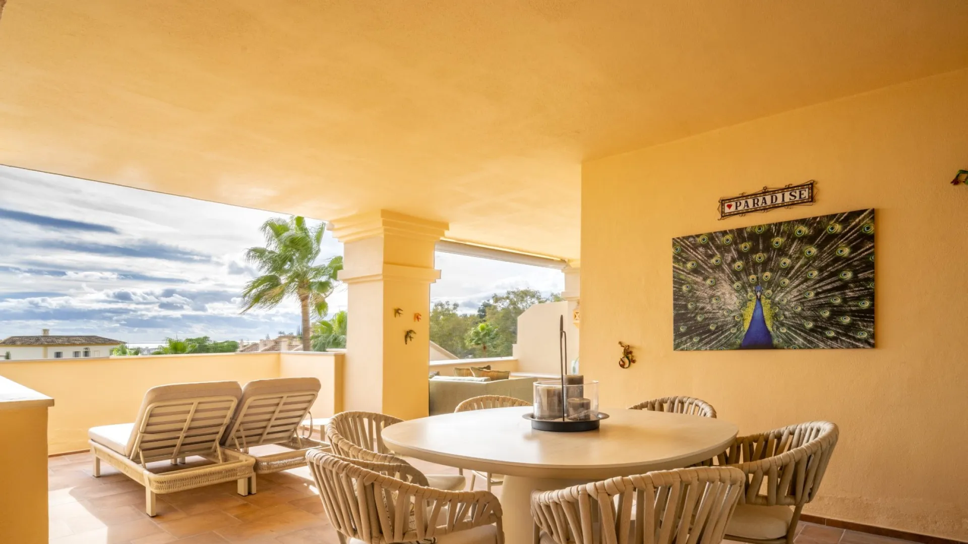 Apartment for sale in Albatross Hill