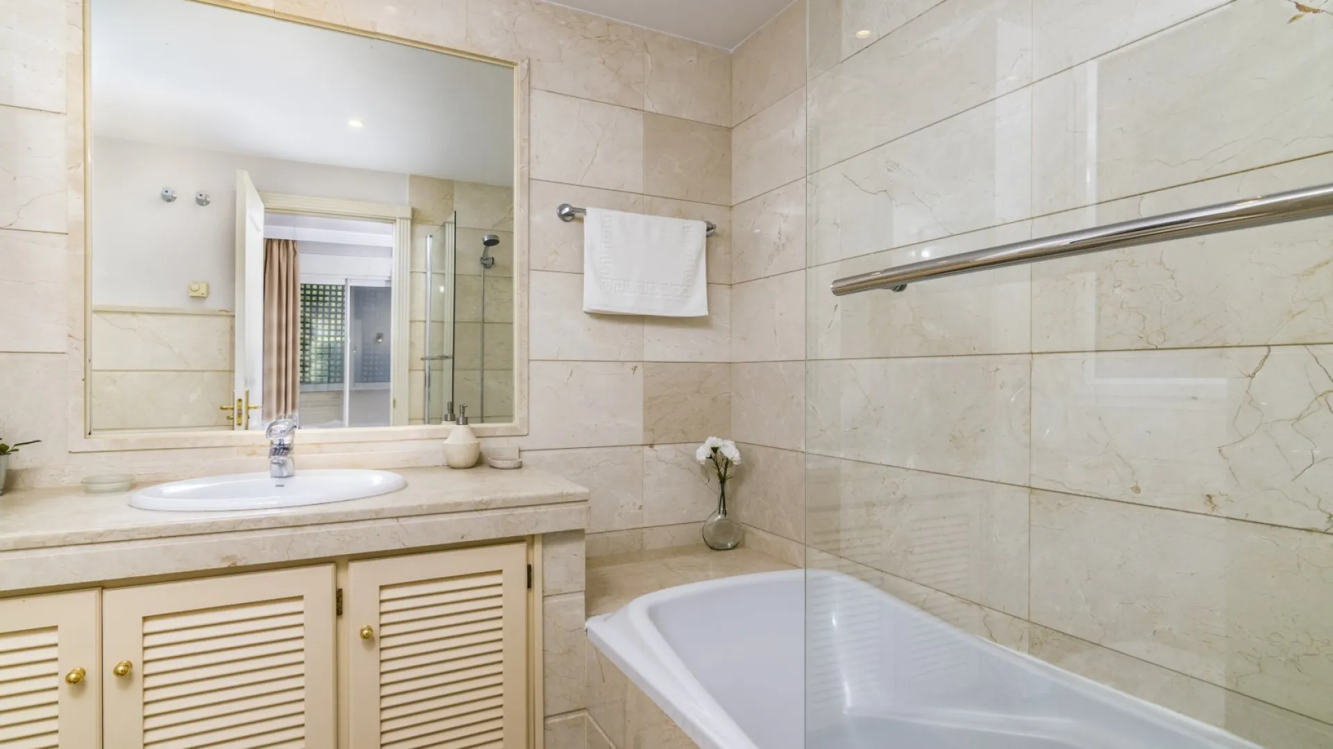 For sale Albatross Hill ground floor apartment