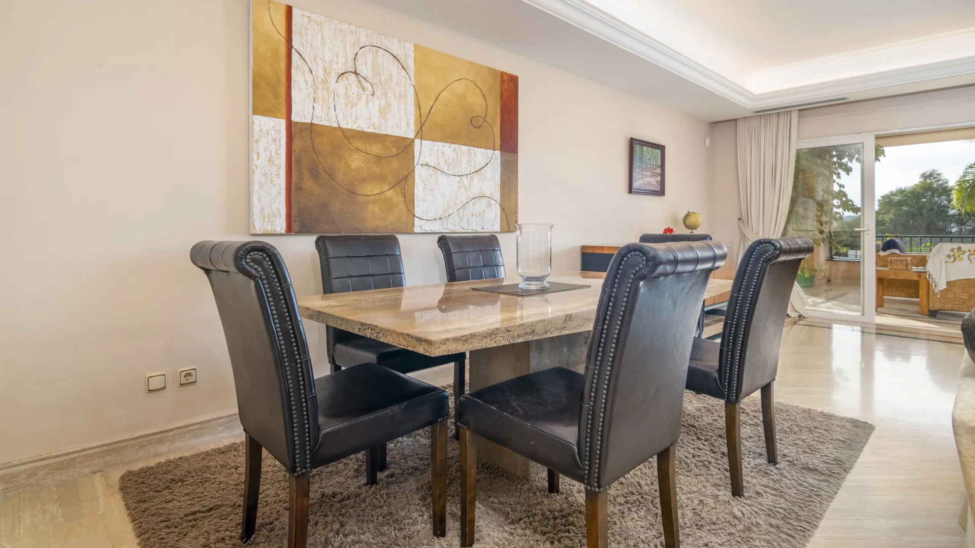 Apartamento en venta de 3 dormitorios en Lomas de Sierra Blanca