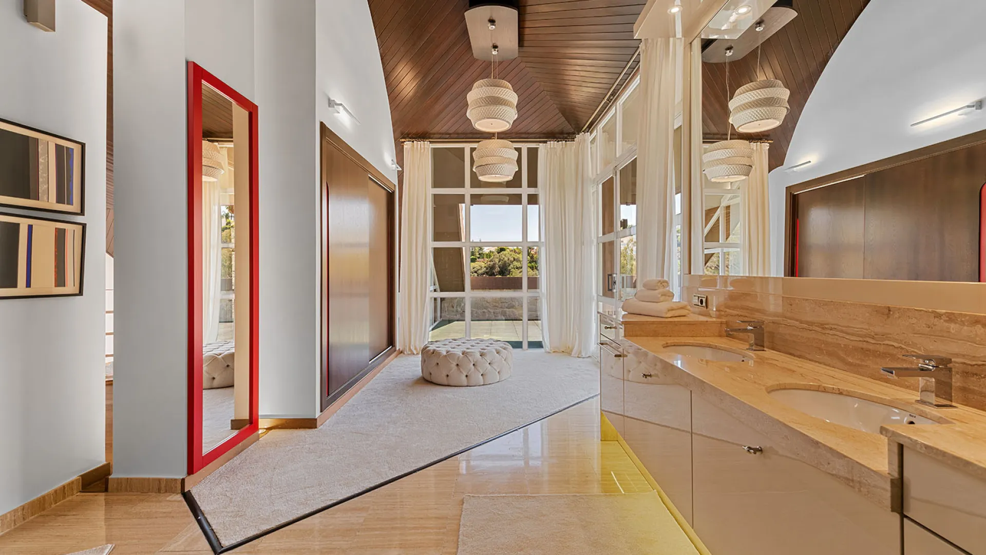 Villa for sale in La Quinta with 5 bedrooms