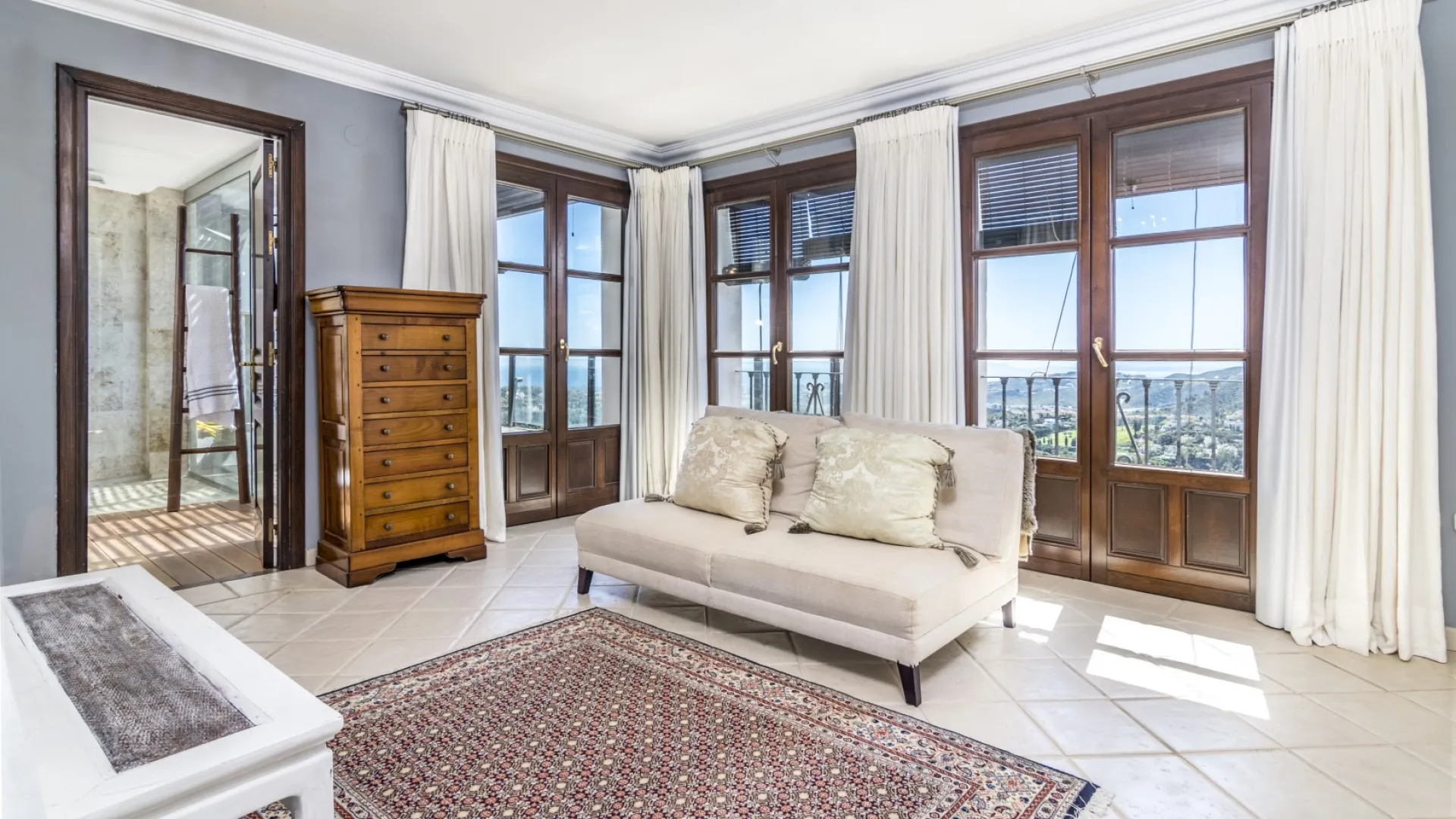 For sale La Heredia town house