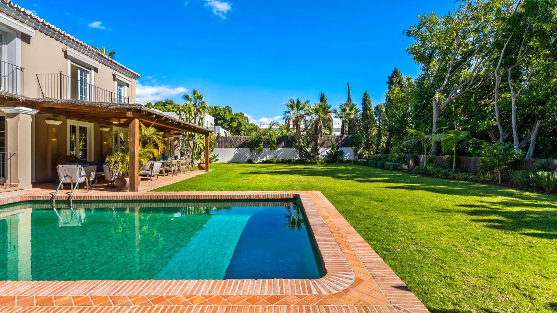 For sale Nagüeles 4 bedrooms villa