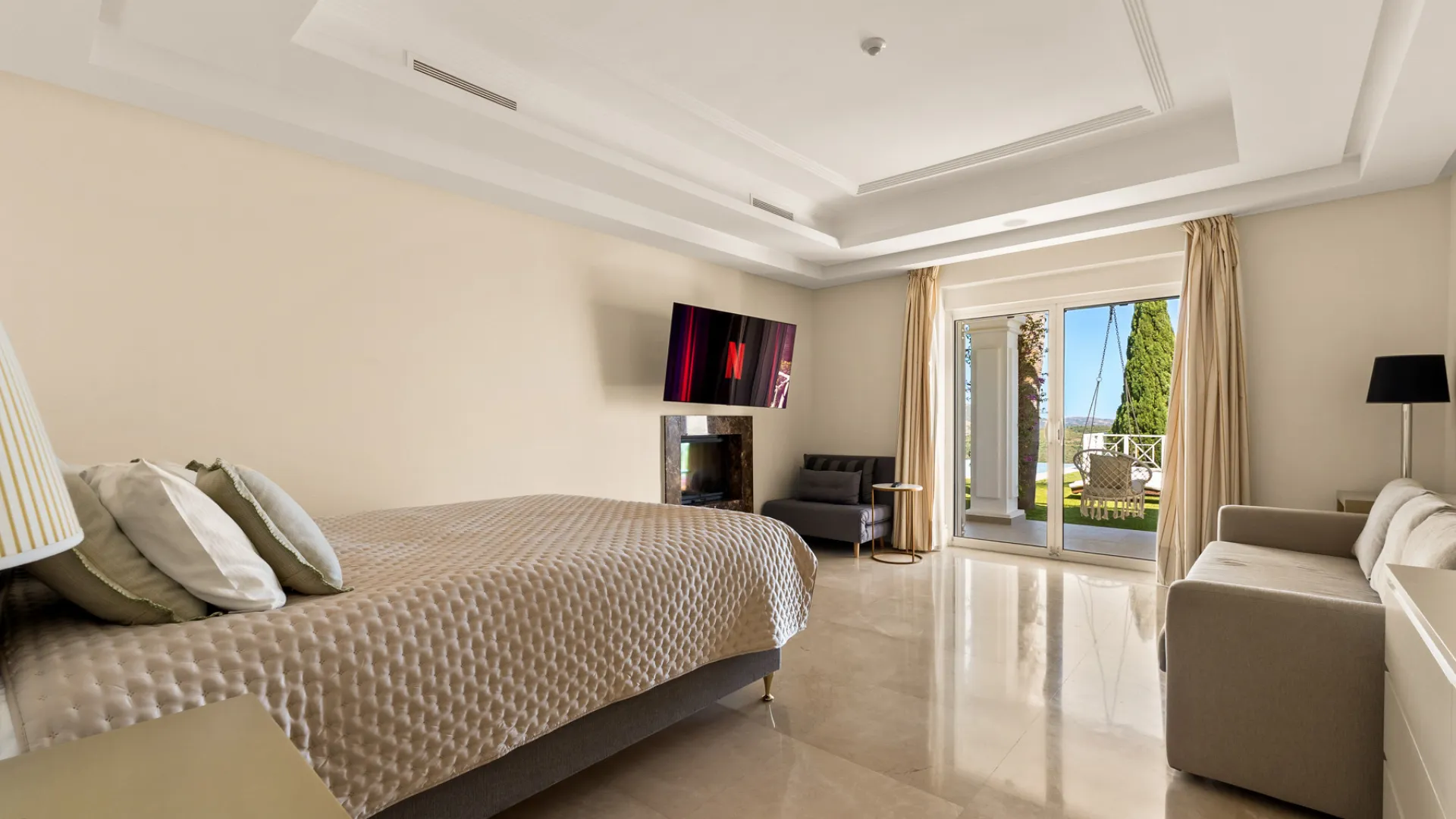 Los Altos de los Monteros, villa en venta