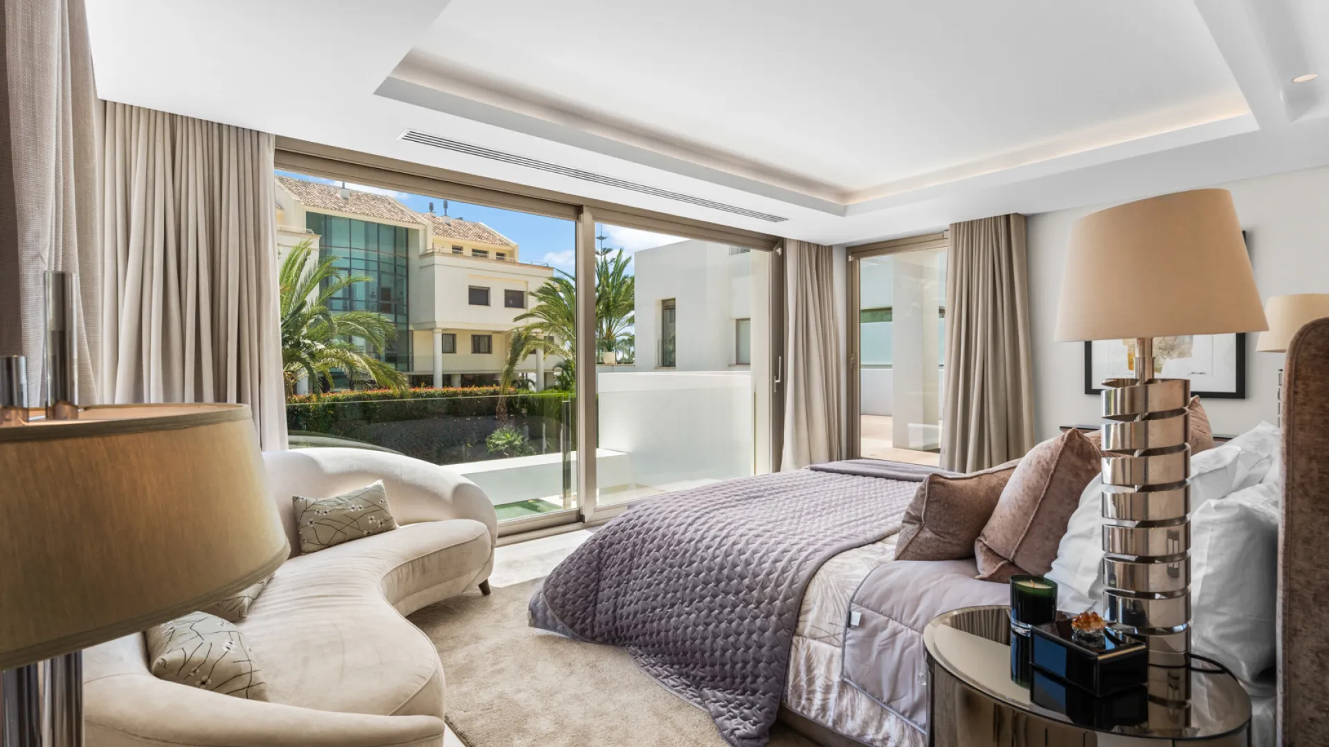 Villa in Rio Verde Playa for sale