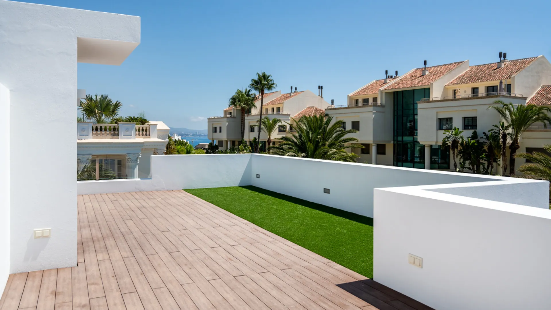 Villa in Rio Verde Playa for sale
