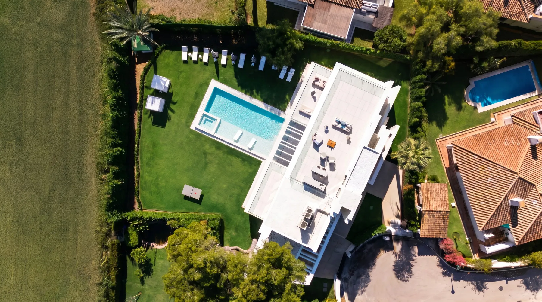 For sale villa in Los Monteros Playa with 6 bedrooms
