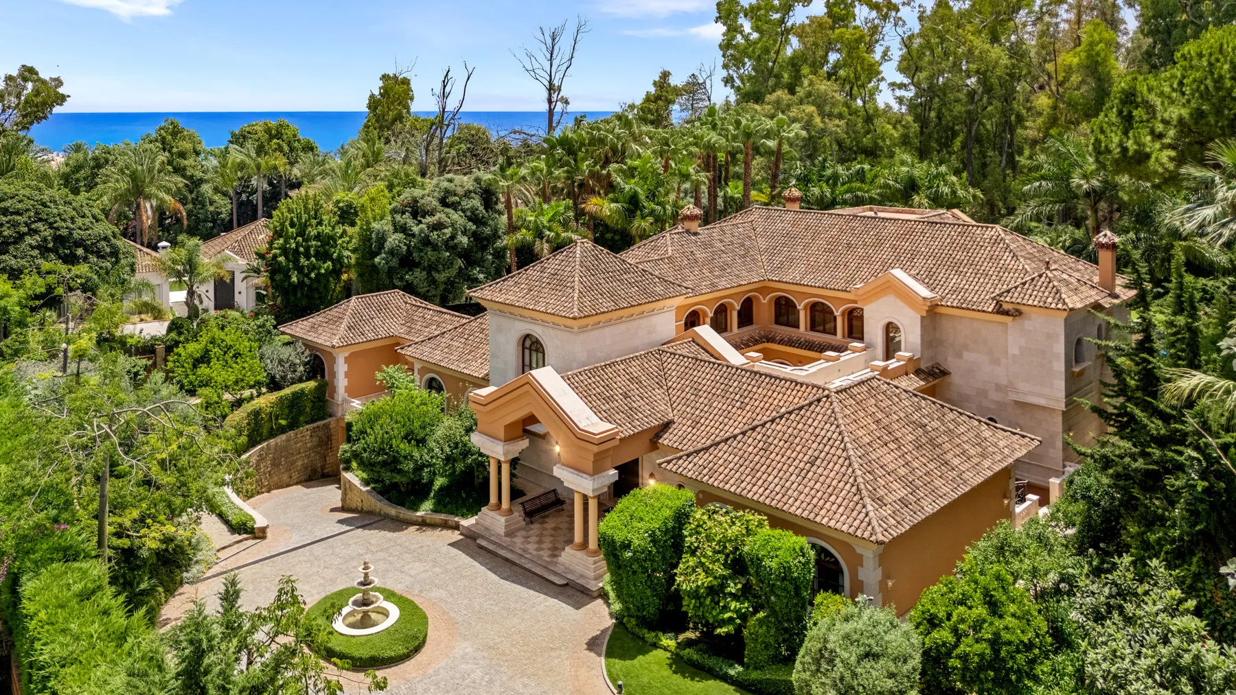 Guadalmina Baja, villa en venta de 8 dormitorios