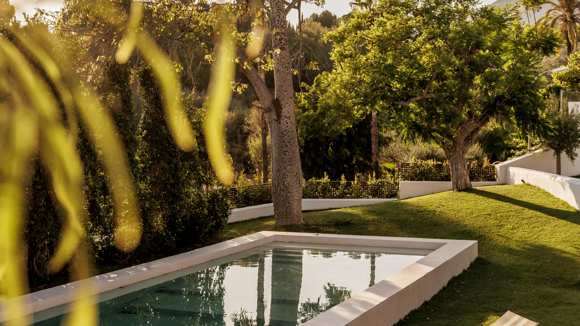 For sale villa in Marbella Golden Mile