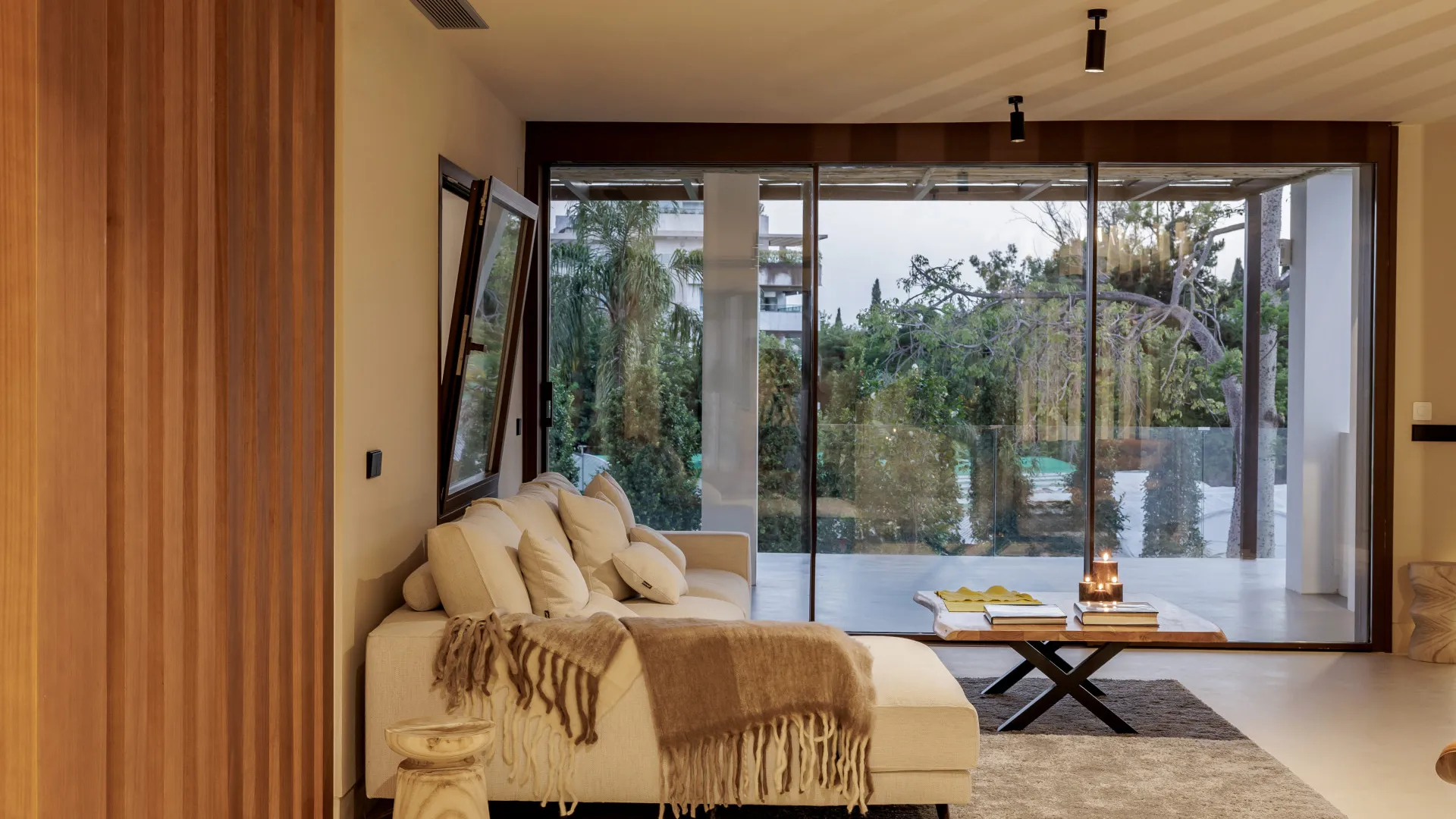 For sale villa in Marbella Golden Mile