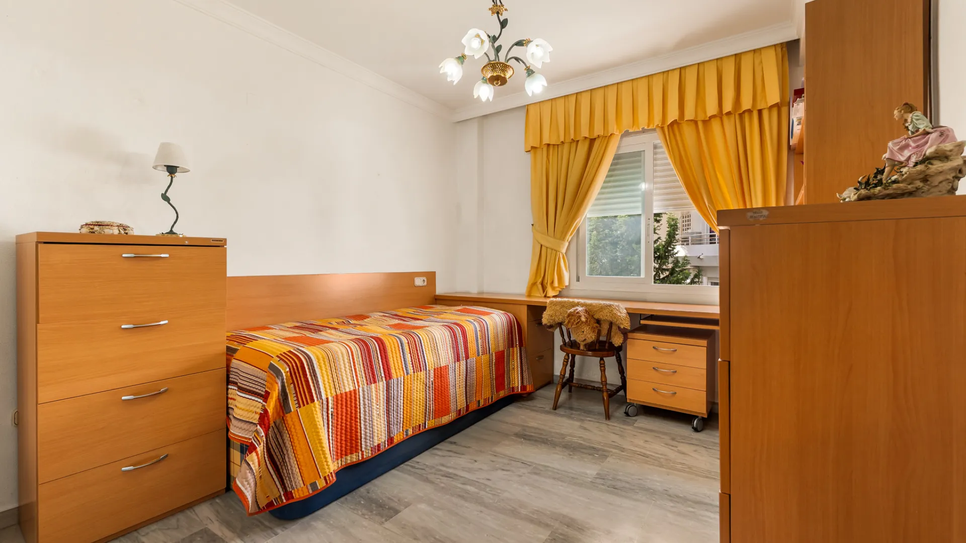 Atico duplex en venta en Guadalmina Baja