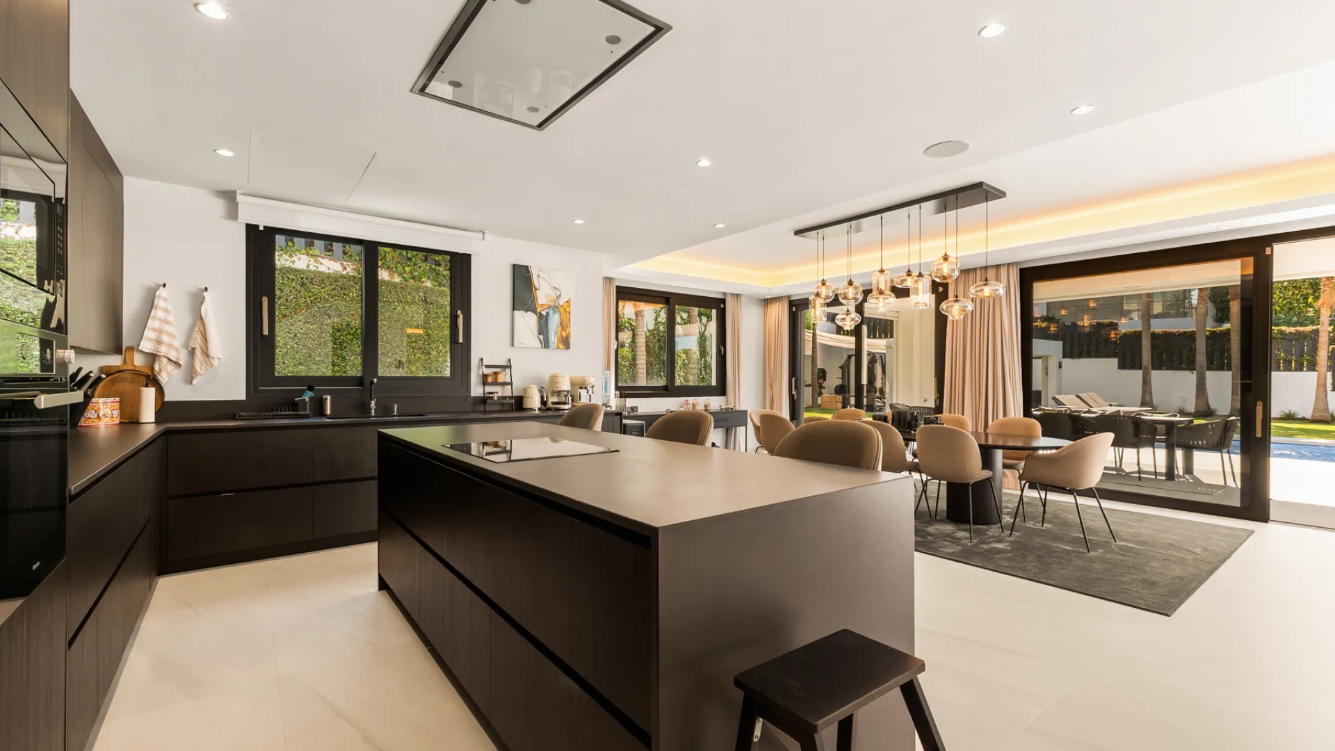 Los Olivos, villa a la venta de 7 dormitorios