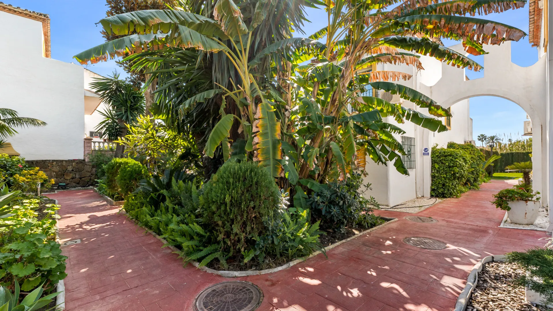 El Campanario 4 bedrooms town house for sale